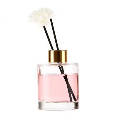 Wholesale Luxury 150ml 100ml Car Perfume Bottles Private Label Aroma Long Lasting Reed Diffuser Bottle with Essential Oil