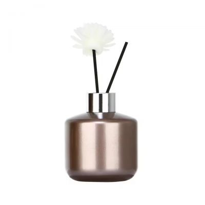 Luxury High-End Rose Gold Empty Saudi Arabia 20mL 30mL 50mL 100mL Round Glass Diffuser Bottle for Hotel Resort Home Decor