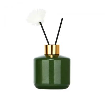 Premium Emerald Green Empty 20mL 30mL 50mL 100mL Luxury Perfume Bottle Metallic Paint Spraying Glass Diffuser Bottle