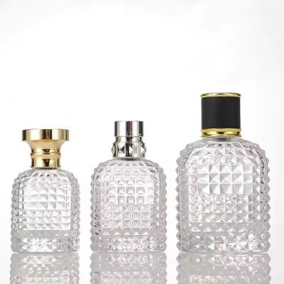Wholesale Flat Luxury Embossment Perfume Spray Glass Bottle 30ml 50ml 100ml Luxury Empty Glass Perfume Bottle