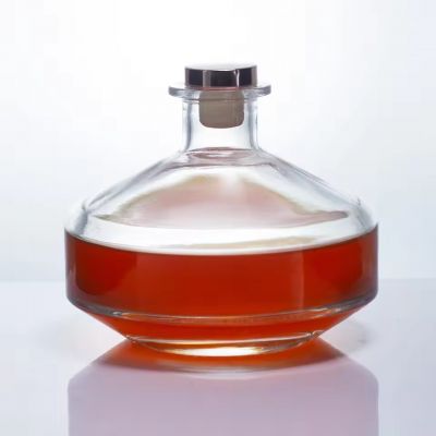 Professional OEM/ODM Customizable Cork Stopper Long Neck Clear Glass Bottle with Screen Printing for Tequila Brandy Vodka