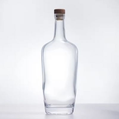 Manufacturing 500ml 750ml 1L Glass Whiskey Bottles for Vodka Tequila Rum Spirits Flat Shape Rubber Stopper Seal Hot Stamping
