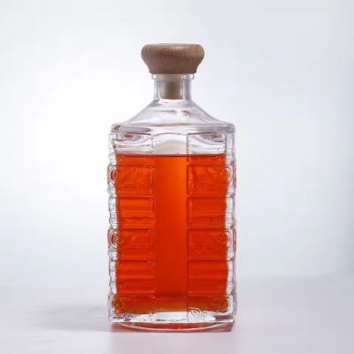 Customizable 900ml Square Cork Glass Whiskey Bottle Screen Printed Carved Patterns Custom Logo for Whiskey Brandy Energy Drinks