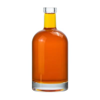 Wholesale 750ml Nordic Glass Bottles Round Liquor Bottles for Vodka Gin Rum Craft Distillery Packaging