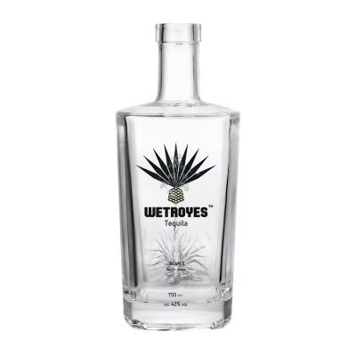 Wholesale 750ml Flint Glass Spirits Bottles Crystal Clear Liquor Bottles for Vodka Gin Whiskey Rum