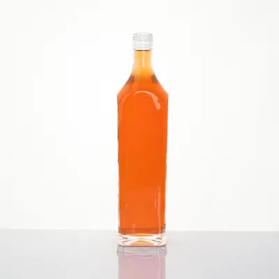 Custom Extra Flint 700ml Glass Bottle With Cork Cap for Whisky Liquor Bouteille En Verre Bottiglie Vetro