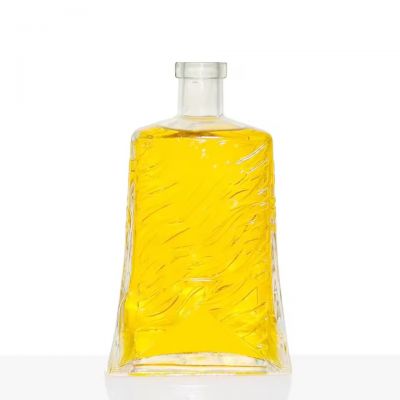 Square Round 750ml Glass Bottles Wholesale for Spirit Whisky Vodka Cork for Water Brandy Screen Printing Frost Paint